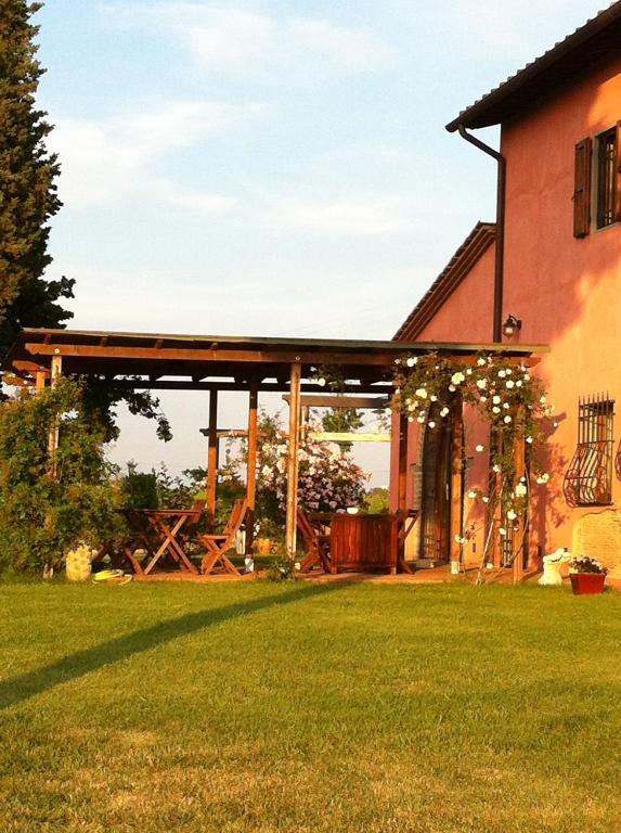 蒙特斯佩尔托利Azienda Agrituristica Bellavista别墅 外观 照片